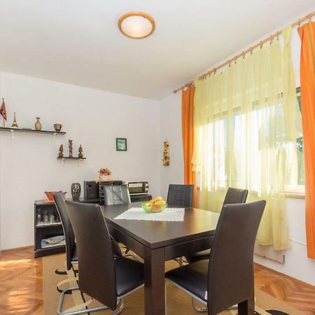 Apartments Karla ซริกเวนิซา ภายนอก รูปภาพ