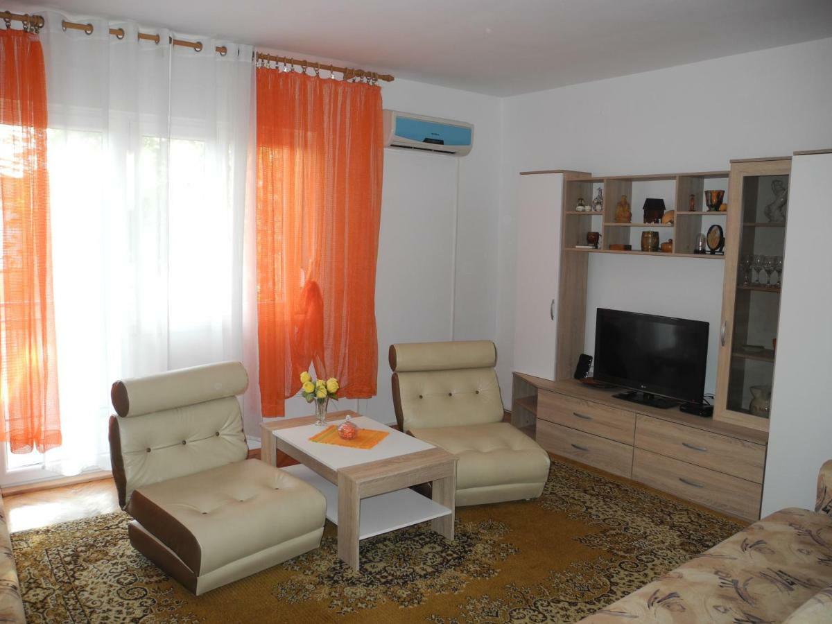 Apartments Karla ซริกเวนิซา ภายนอก รูปภาพ