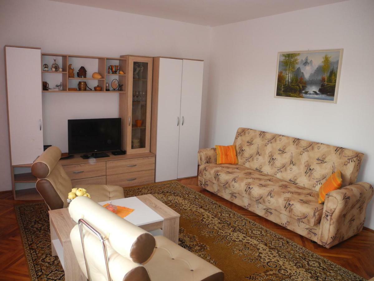Apartments Karla ซริกเวนิซา ภายนอก รูปภาพ