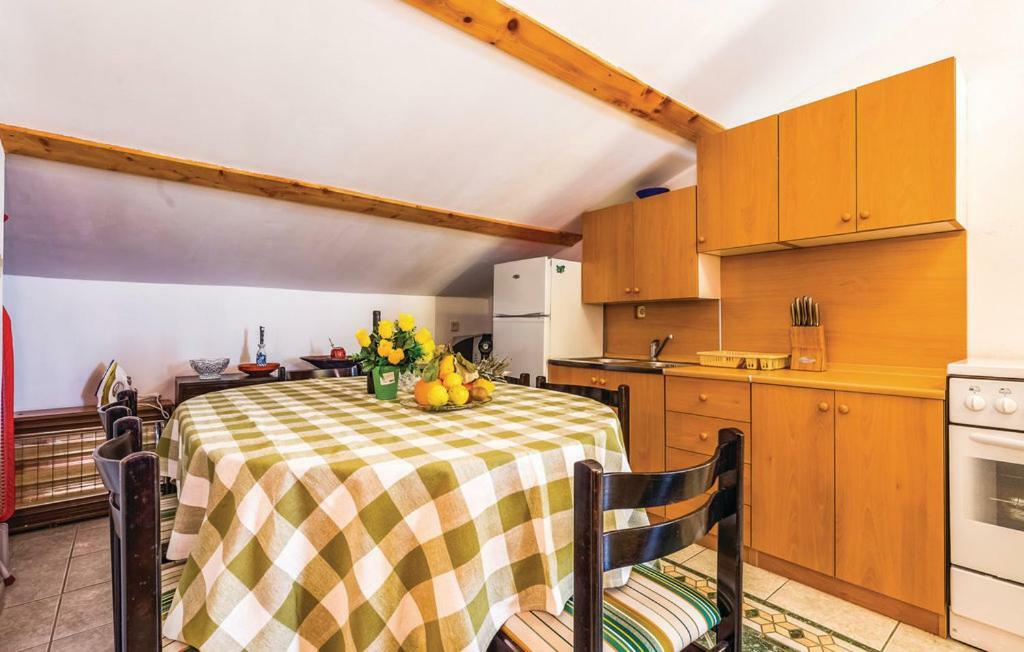 Apartments Karla ซริกเวนิซา ภายนอก รูปภาพ